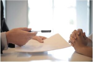 ワーホリ保険は加入したほうがいい？選ぶポイントや保険タイプを解説