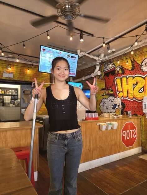 ハンバーガー屋でゆる〜く働いてます！
