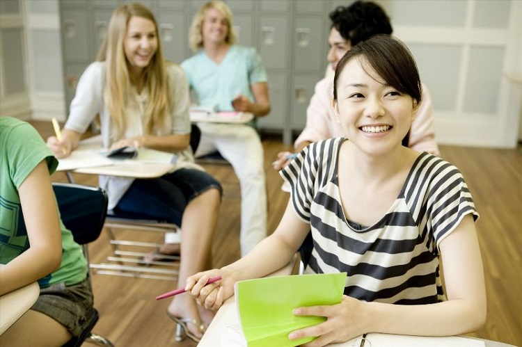 ワーホリ 語学学校 語学学校のメリッ