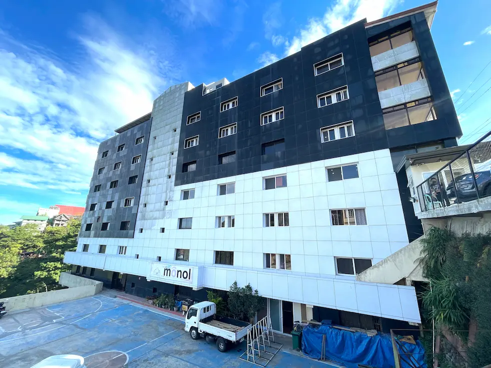 MONOLの校舎
