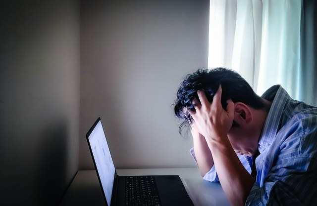 留学エージェントが倒産したらお金はどうなる?